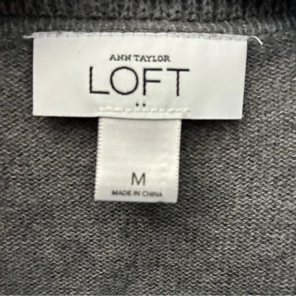 LOFT Women's Gray Ruffle Cardigan Sweater size M - Picture 3 of 3